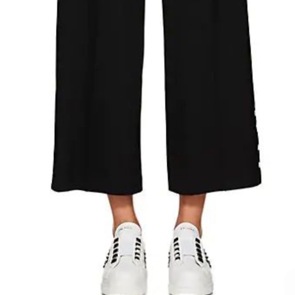 LISA PERRY Ponte Crop Wide Leg Trousers Black Barneys New York Snaps Pants 8 NWT - Picture 5 of 16